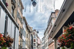 Vivre à Toulon - Déménagement dans une rue de Toulon